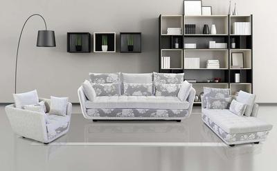 淡雅花季轻奢风